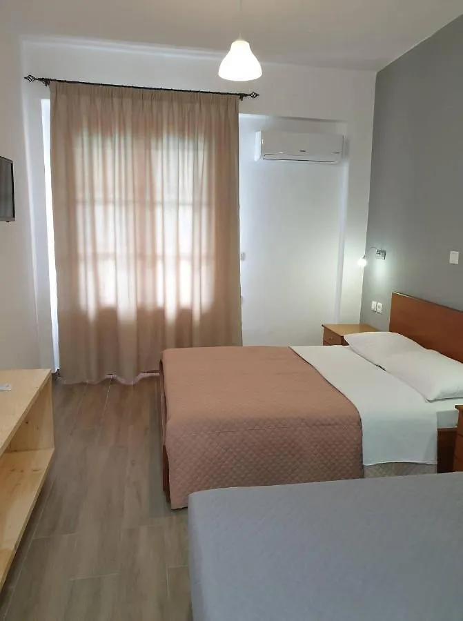 Apart-Hotel Llazari Χειμάρρα 3*,