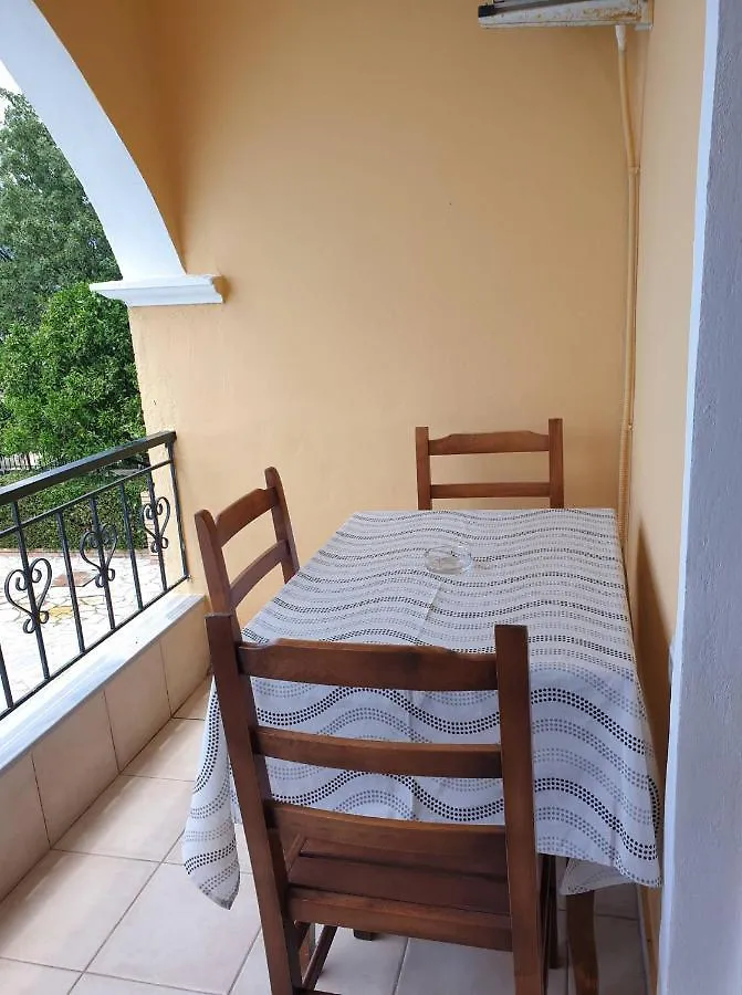 Apart-Hotel Llazari Himara Apartmanhotel