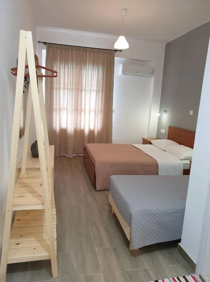 Apart-Hotel Llazari Himare Albanien