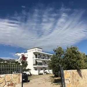 Apartman Calliope, Himara