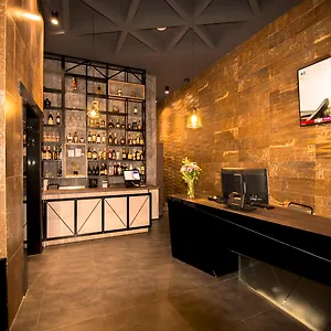 **** Hotel Vh Premier As & Meeting Center Albania
