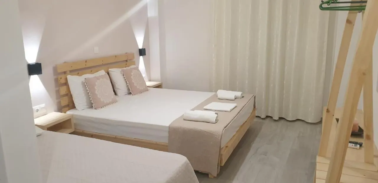 Hotel apartamentowy Apart-Hotel Llazari Himara