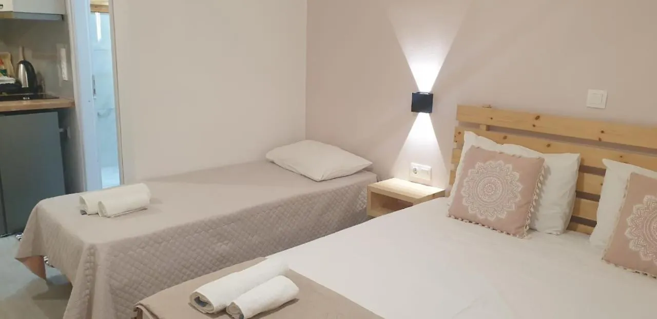 Hotel apartamentowy Apart-Hotel Llazari Himara