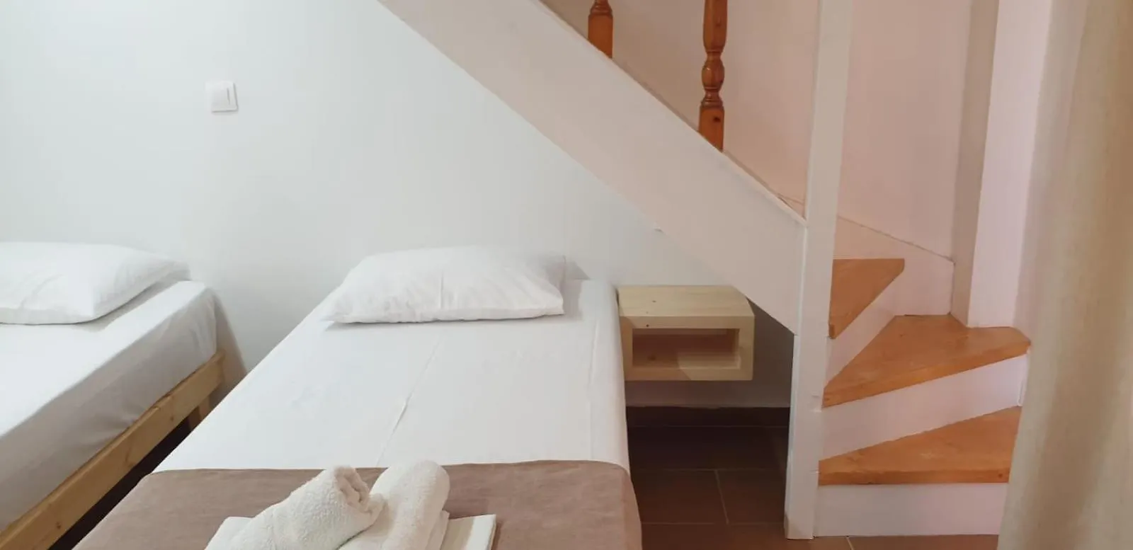 Hotel apartamentowy Apart-Hotel Llazari Himara